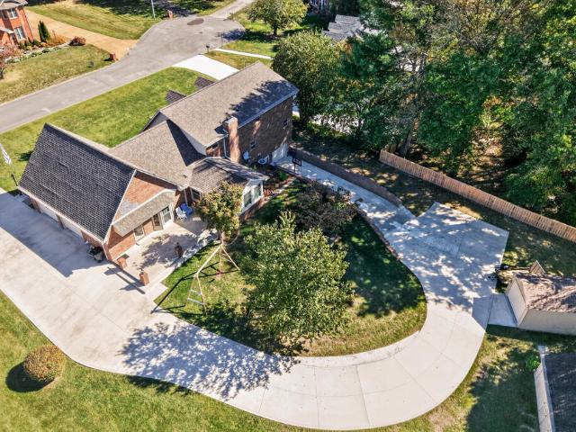 1415 Jamestown Court