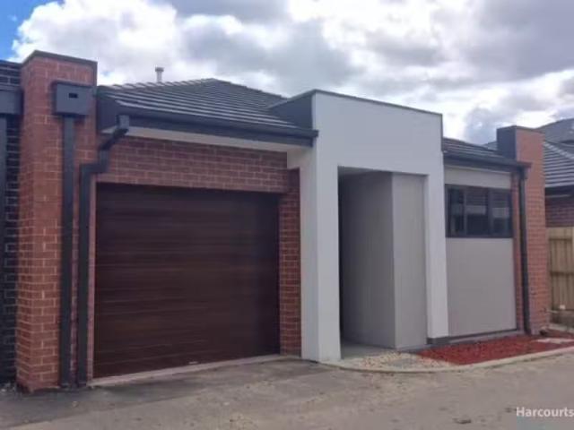 14/15 Linoak Avenue, Lalor, VIC 3075 Unit for Rent