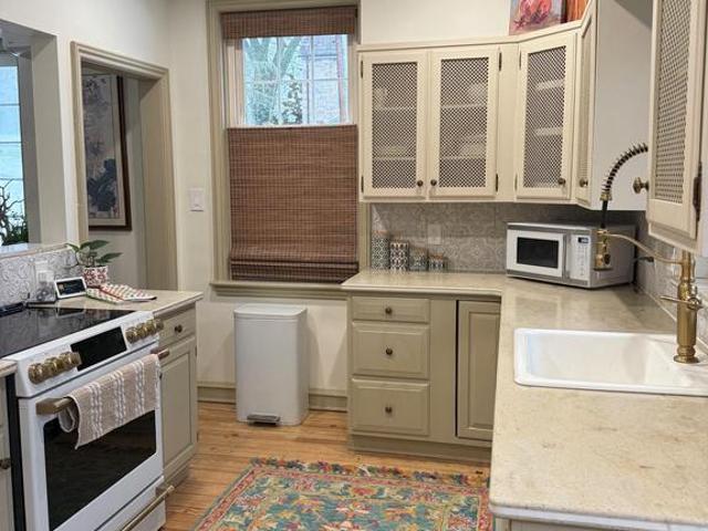 1415 Rose Virginia Road