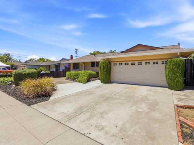 1415 Santa Fe Drive