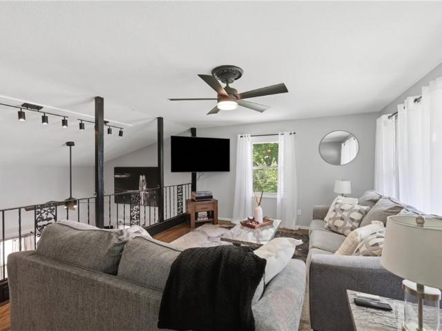 1415 W 25th Street S