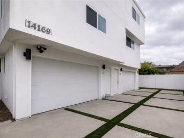 14169 Calvert St, Van Nuys, CA 91401 | MLS #SR26081