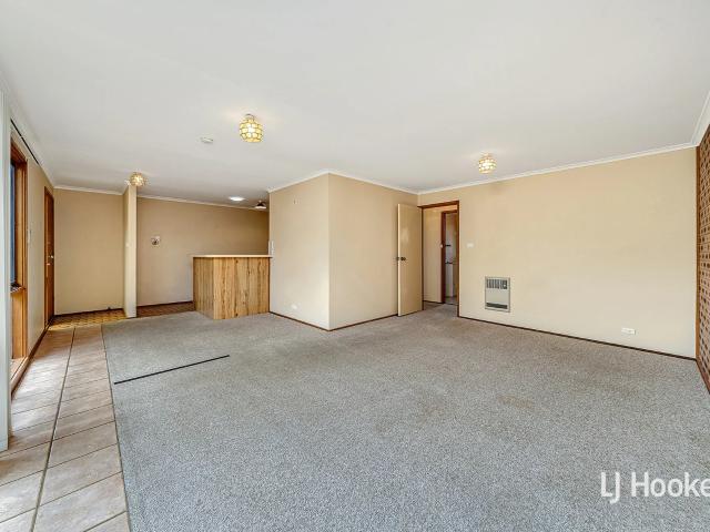 14/16 Moulden Court, Belconnen ACT