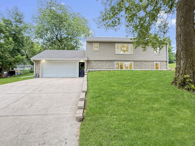 1416 Ridgeview Drive