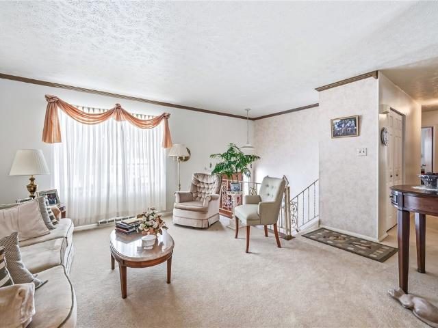 1416 Skyline Dr