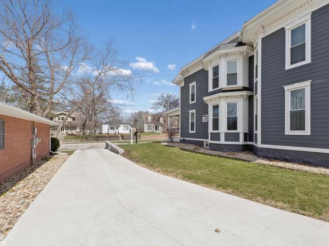 1417 Main Avenue