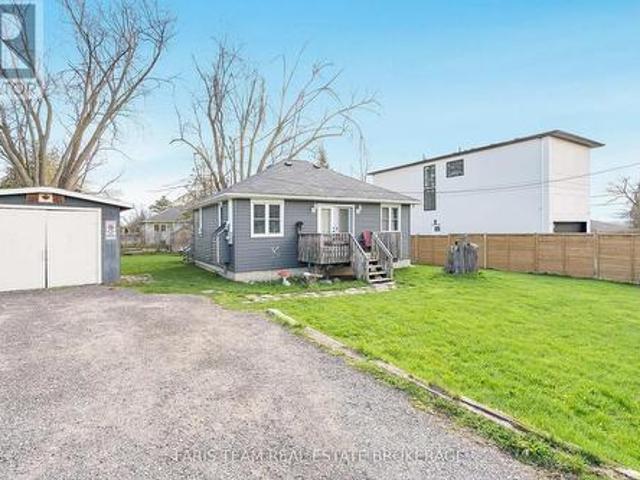 1417 Maple Way, Innisfil, ON, L0L 1C0 house for sale | Listing ID N13620 | Royal LePage