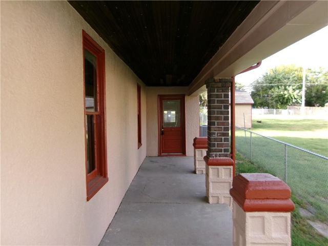 1417 Commercial Street