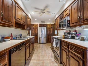 1417 Washington Valley Rd