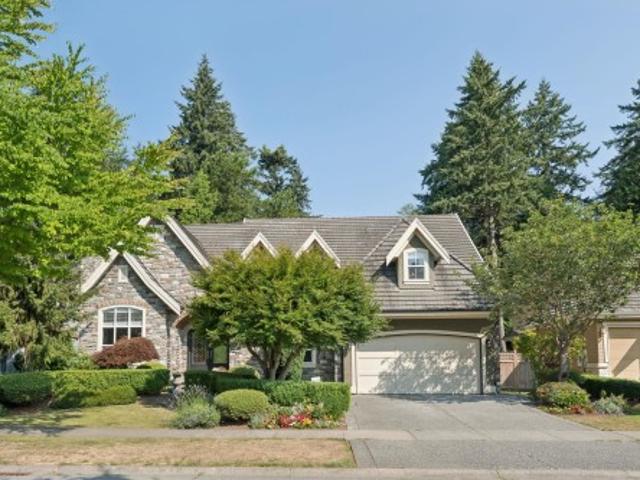 1418 Avenue, Surrey, BC, V4P 3M1 house for sale | Listing ID R3145 | Royal LePage