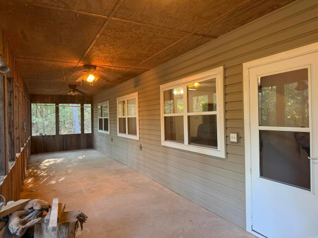 1418 Grassy Hollow Road