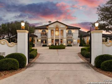 1418 Greystone