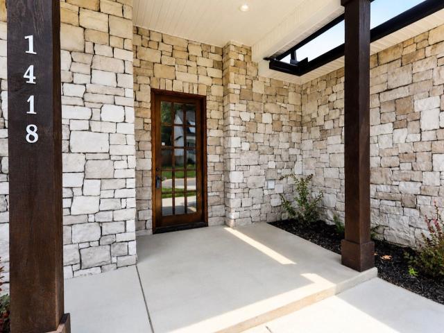 1418 Haven Ridge Drive NE