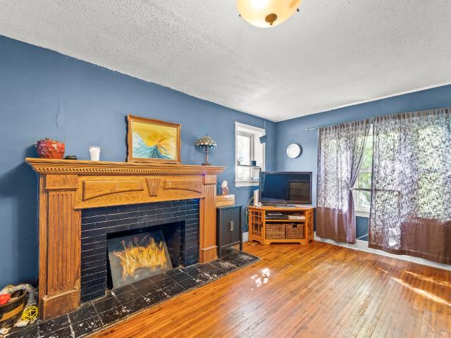 1418 s summit dr