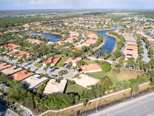 14190 Fall Creek Ct, Naples, FL 34114 | MLS #R11077