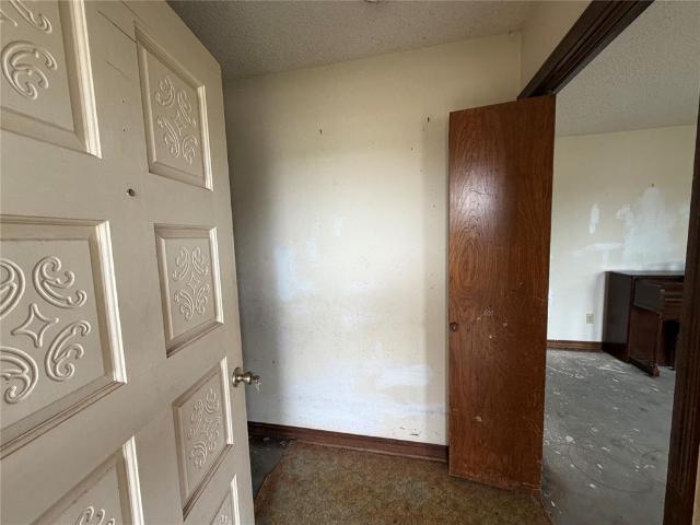 1419 Meadowbrook Lane