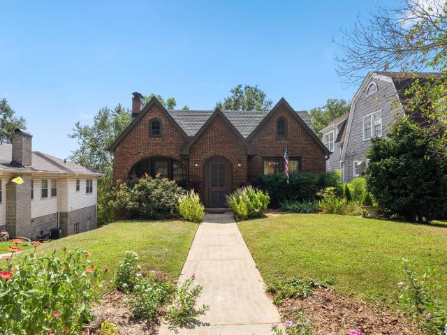 1419 Clermont Drive