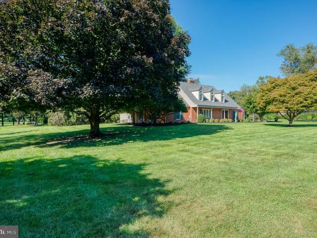 1419 E Macphail Road