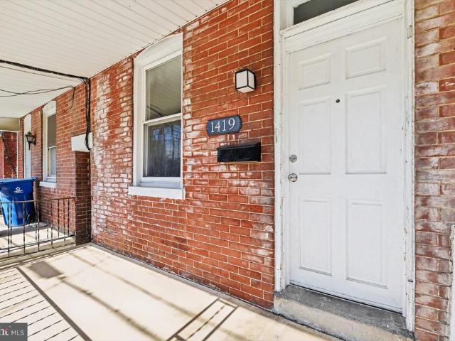1419 W King Street