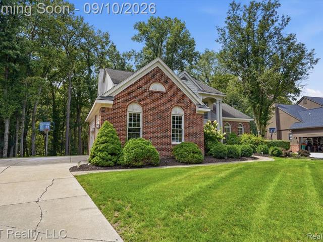 1419 Woodbridge Lane