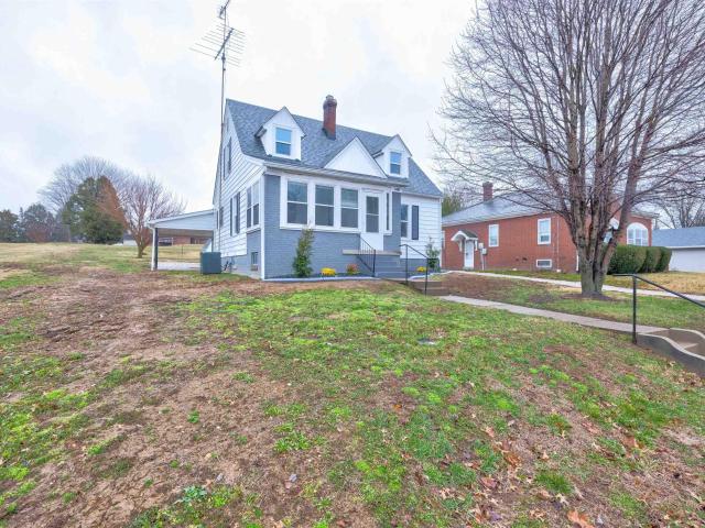 1410 Main Street