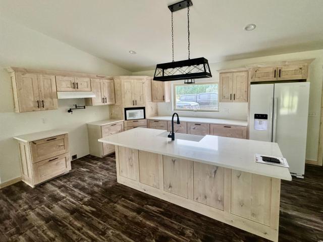1410 County Road J