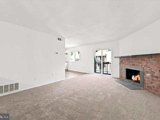 1410 Painters Crossing # 1410