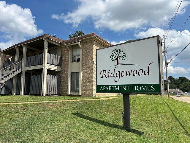 1410 Richmond Rd, Texarkana, TX 75503