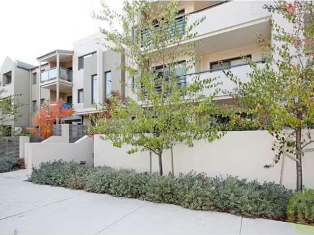14/114 Athllon Drive, Greenway Apartment for rent Listed by L.
