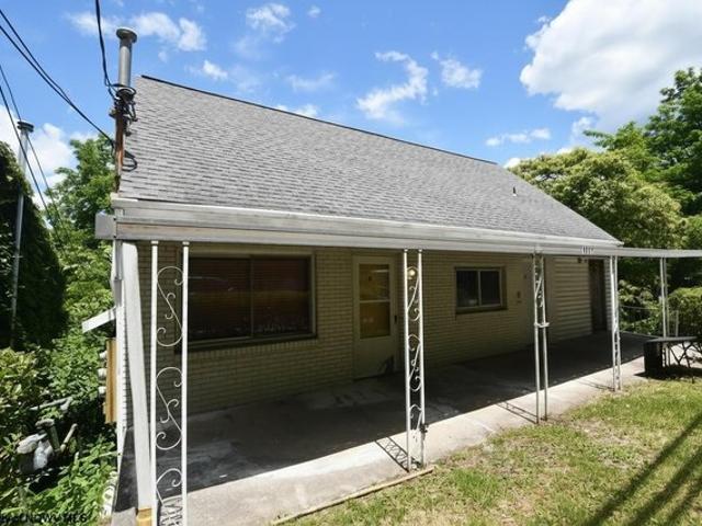 1411 N Willey St, Morgantown, WV 26505