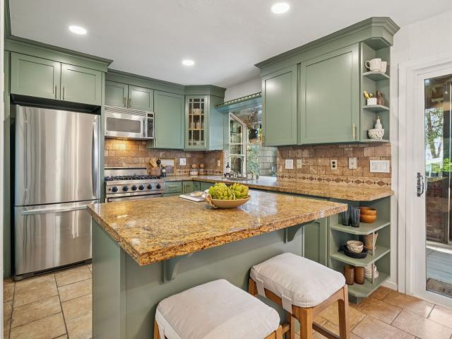 1411 Casa Buena Drive #13, Corte Madera, US, CA