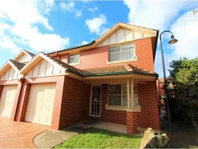 14/11 Crampton Street, Wagga Wagga House for rent Listed by L.