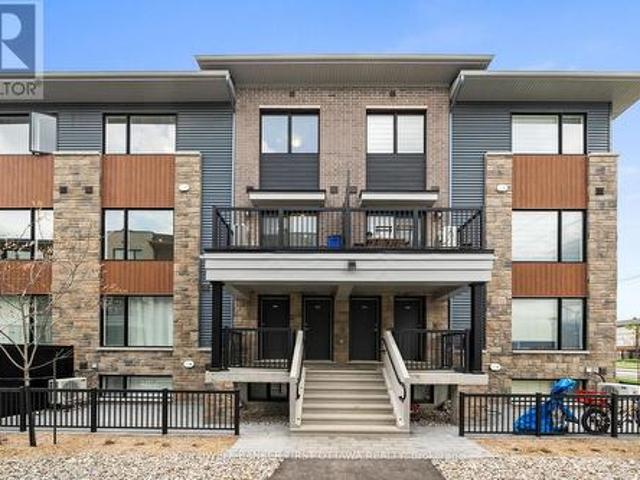 1411 Creekway Private, Ottawa, ON, K2T 0T1 townhouse for sale | Listing ID X13478 | Royal LePage