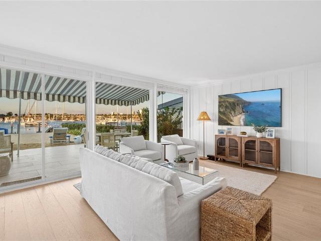 1411 E Bay, Newport Beach, US, CA