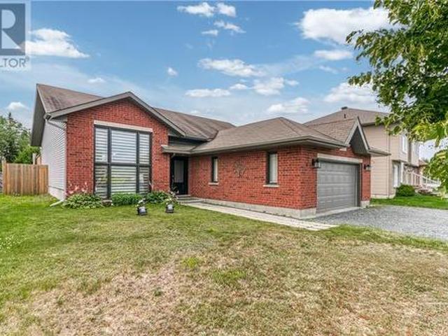 1411 Jeanne D'Arc Street, Hanmer, ON, P3P 0B9 house for sale | Listing ID 2130 | Royal LePage