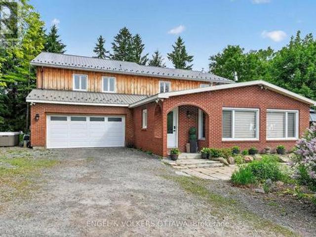 14120 County Road 13, North Stormont, ON, K0A 1R0 house for sale | Listing ID X13425 | Royal LePage