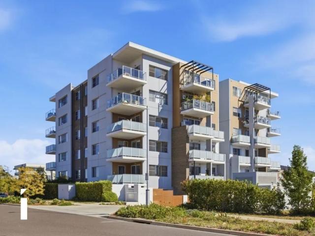 14/120 John Gorton Drive Coombs