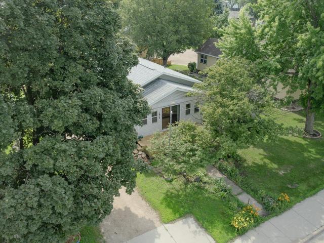 1412 Okoboji Avenue