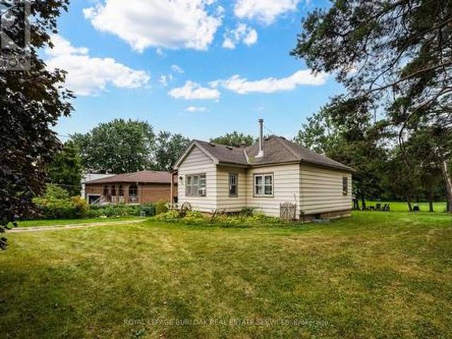 1412 Old York Road, Burlington, ON, L7P 4Z5 house for sale | Listing ID W13808 | Royal LePage
