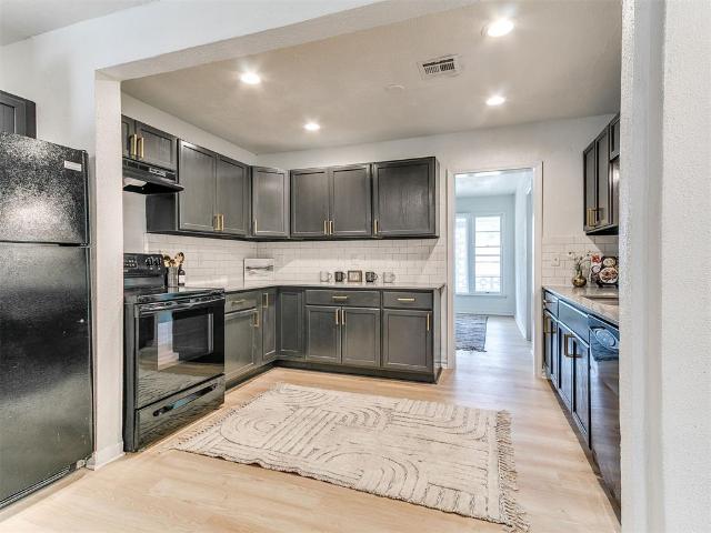 1412 Casady Lane