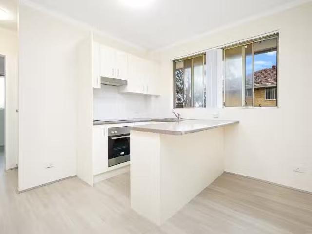 14/12 14 Harvard Street, Gladesville Apartment for rent Liste.