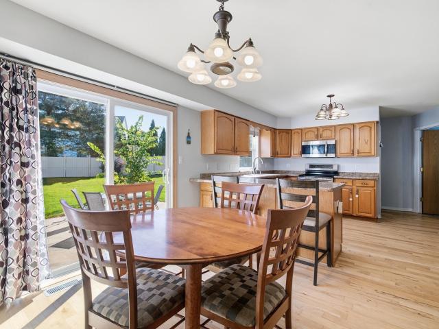 1413 Lee Ave