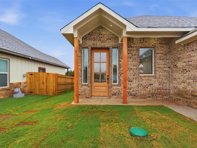 1413 Ridgeview Circle