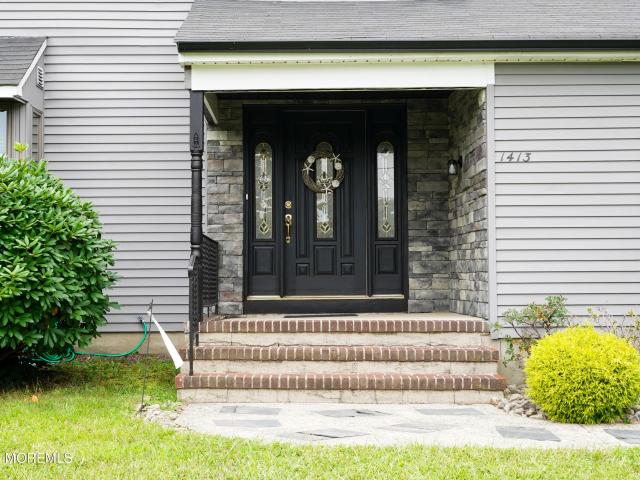 1413 Stanley Drive
