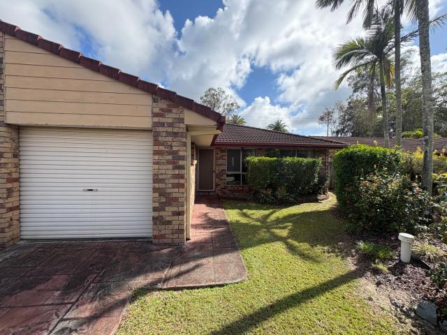 14/1 21 Golden Palms Court, ASHMORE, QLD 4214
