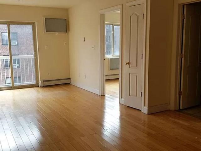 141 33 PERSHING CRESCENT 1 Bedroom Apartment for Rent at 141 33 Pershing Cres, New York, NY 11435 Briarwood