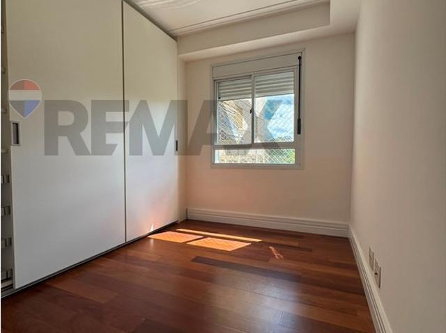 141 Área Útil Apartamento Alugar, 3 Dormitórios localizado em Rua Leonardo Cerveira Varandas, 50, Panamby, São Paulo, São Paulo, 05705270 | Brasil