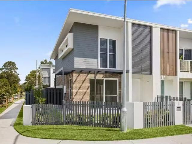1/41 Bankbook Dr, WONGAWILLI Townhouse for rent Listed by Tam.