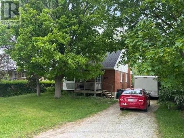 141 Bell Street, Milton, ON, L9T 2A7 house for sale | Listing ID W13611 | Royal LePage