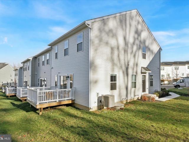 141 Four Leaf Dr, Downingtown, PA 19335 | MLS #PACT2120